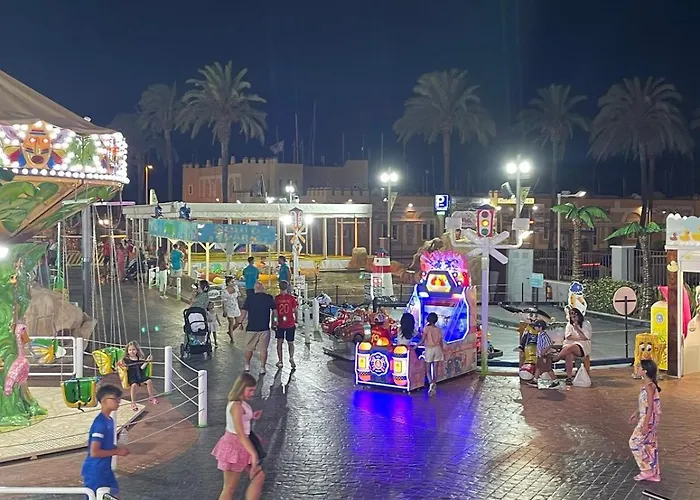 Beautiful 3 Bedrooms, 2 Baths, Balcony,