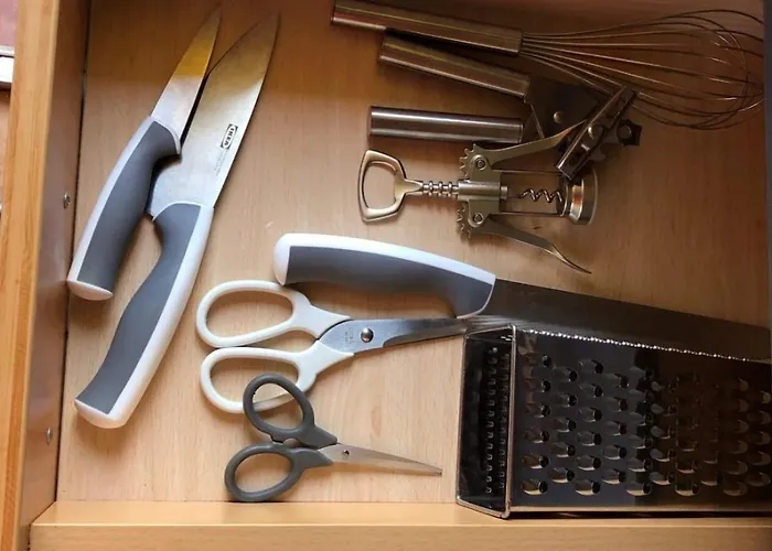 Beautiful 3 Bedrooms, 2 Baths, Balcony,