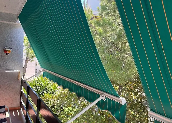 Beautiful 3 Bedrooms, 2 Baths, Balcony,