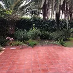 Beautiful 3 Bedrooms, 2 Baths, Balcony, アパート *