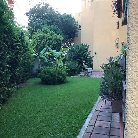 Beautiful 3 Bedrooms, 2 Baths, Balcony, Apartamento *