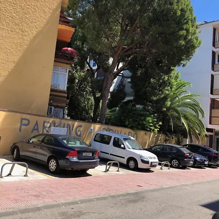 公寓 Beautiful 3 Bedrooms, 2 Baths, Balcony, *
