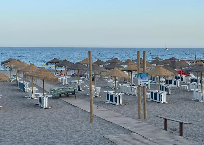 Beautiful 3 Bedrooms, 2 Baths, Balcony, Апартаменты