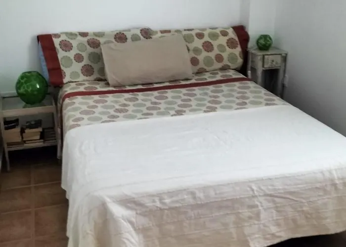 Beautiful 3 Bedrooms, 2 Baths, Balcony,